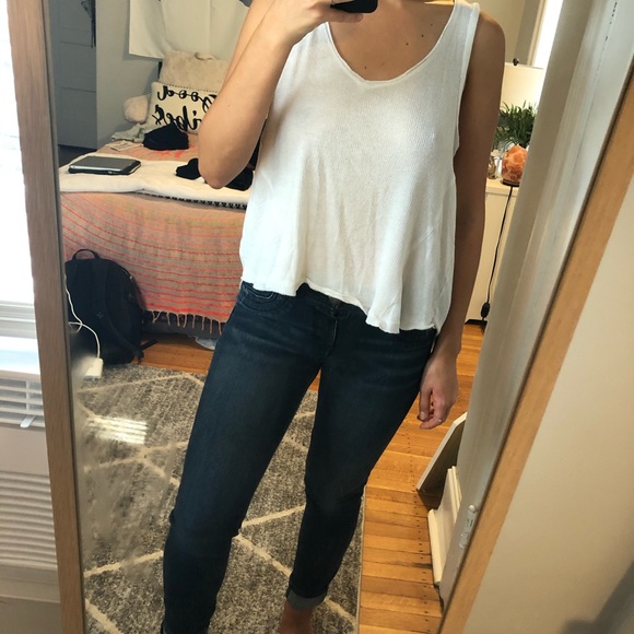 WHITE TANK - Picture 3 of 3